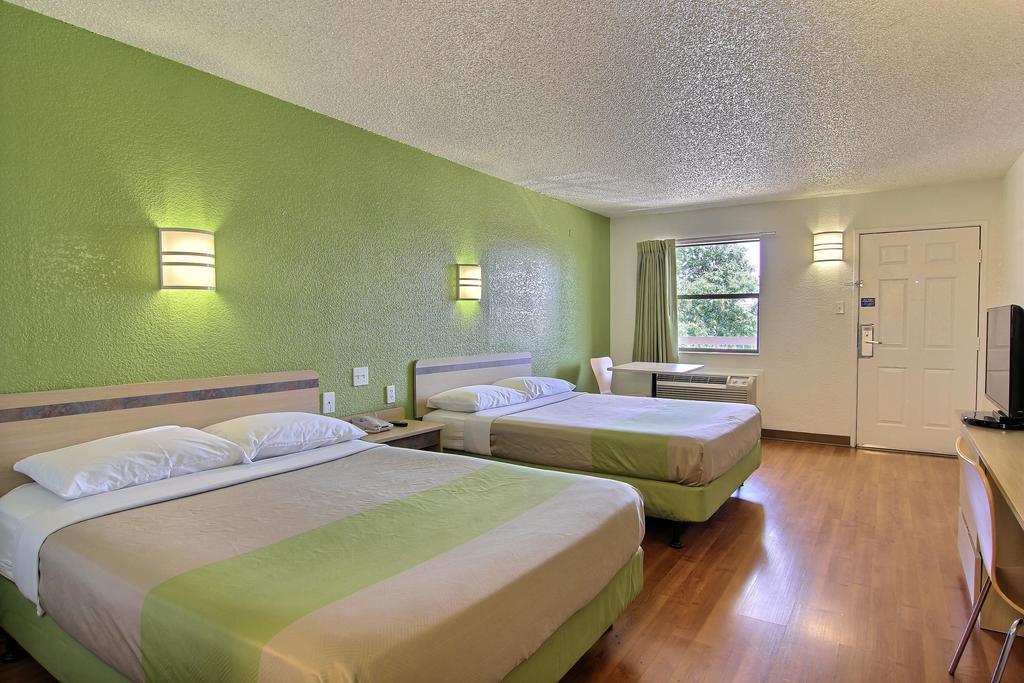Motel 6 Austin, Tx - Central Downtown Ut 外观 照片