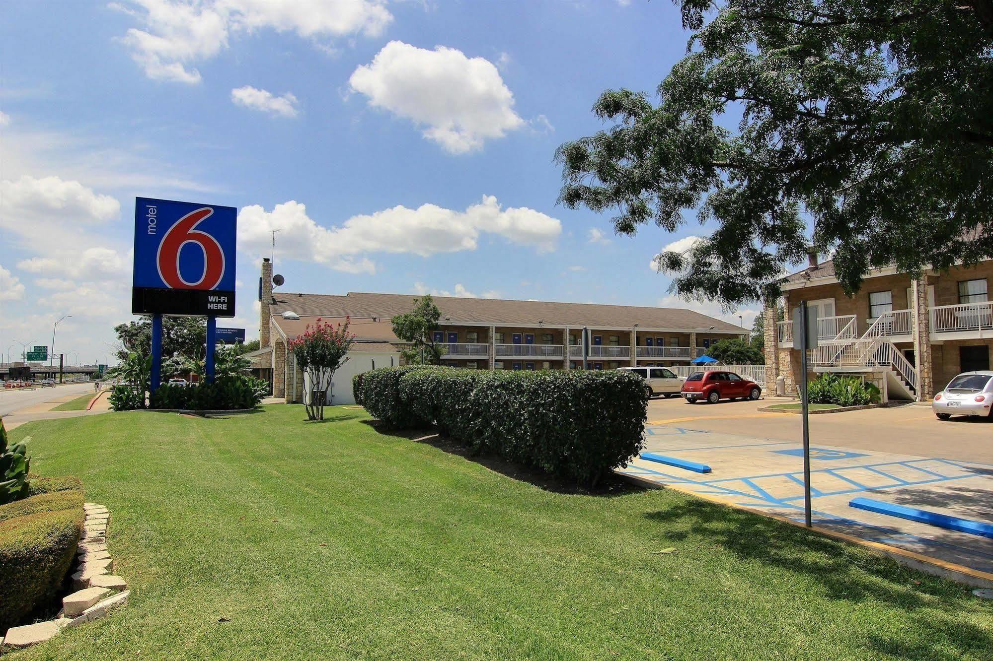 Motel 6 Austin, Tx - Central Downtown Ut 外观 照片
